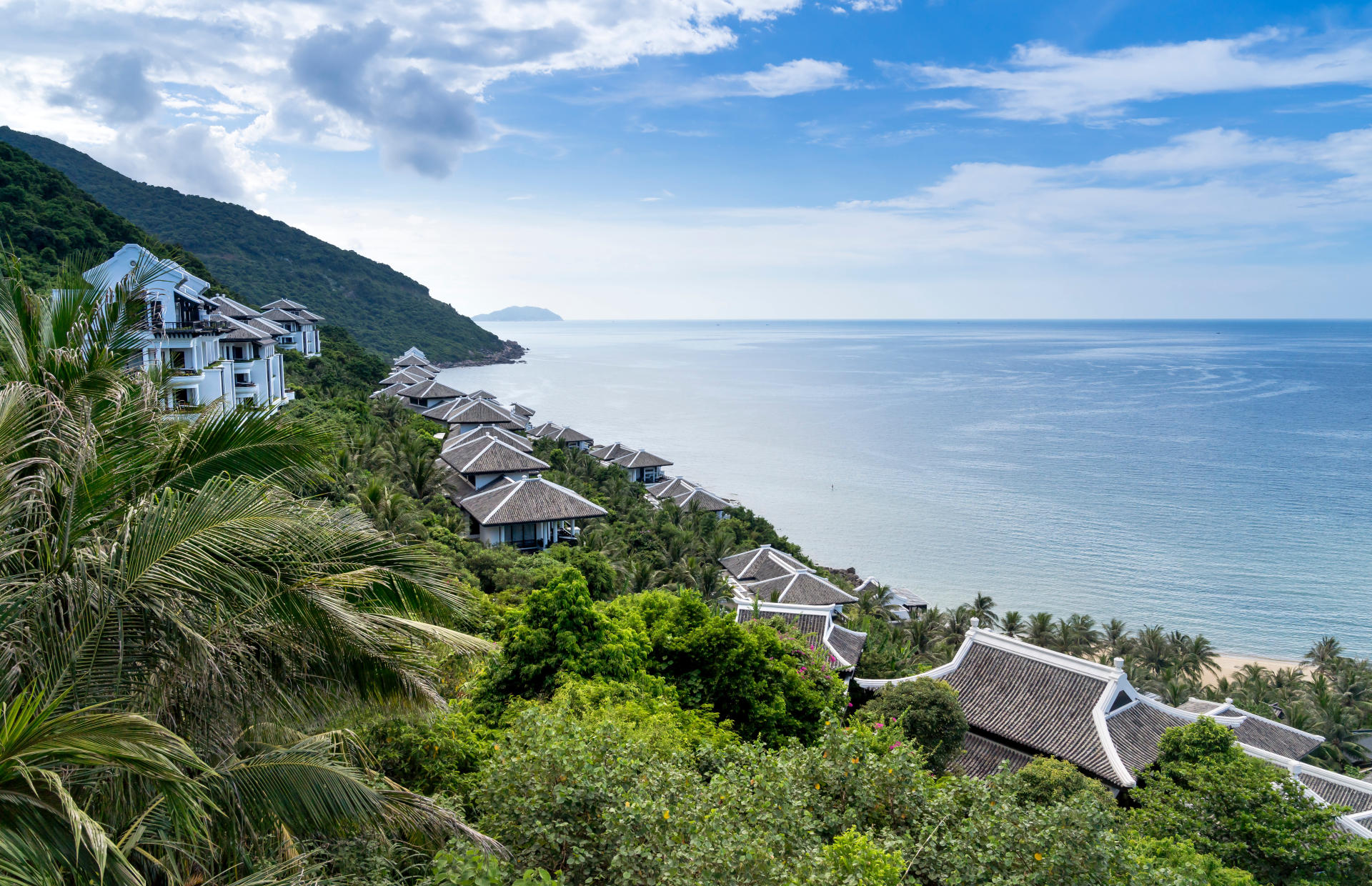 Little resort villas line the ocean.