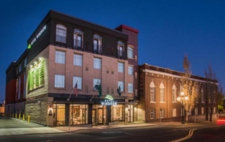 The Hotel Windrow at night