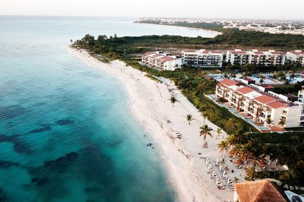 Overhead shot of a beachside resort