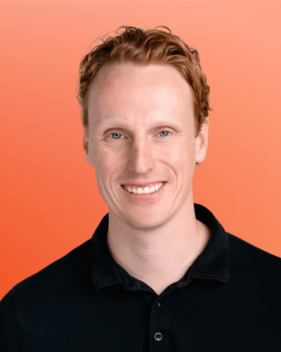 Daniel Lewis Headshot