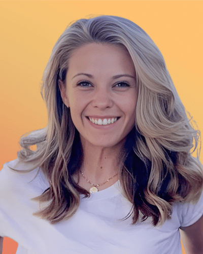 Anna Tobler Headshot