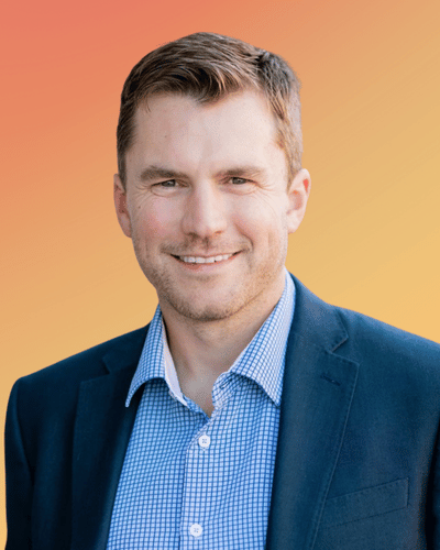 Evan Crawford Headshot