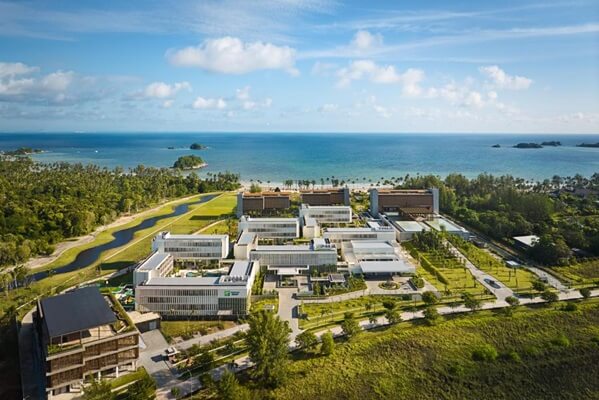 Holiday Inn Resort Bintan Lagoi Beach exterior